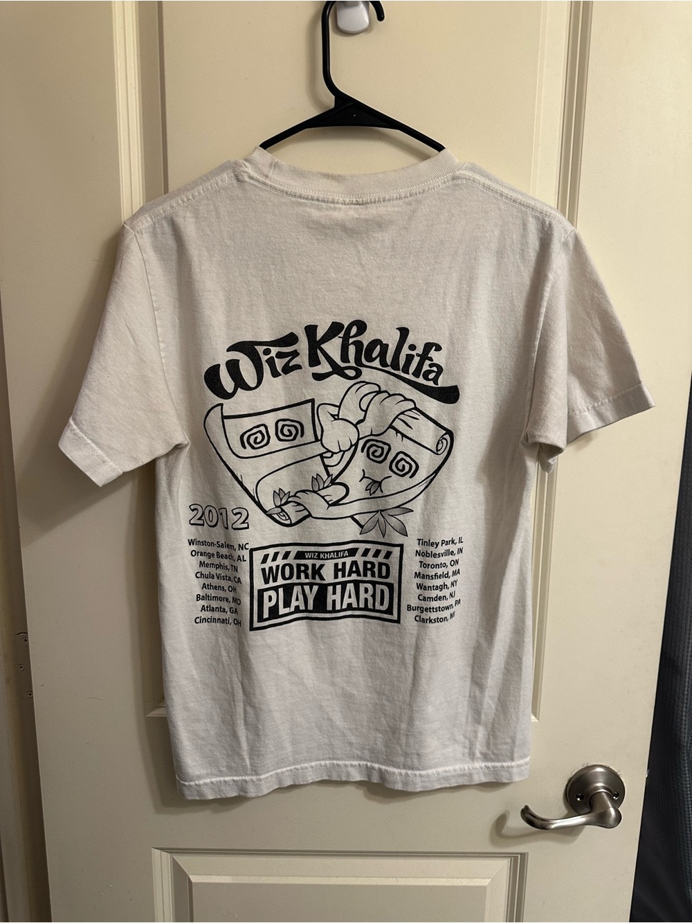 2012 Wiz Khalifa Work Hard Play Hard Tour Tee AAA Graphic Shirt Small